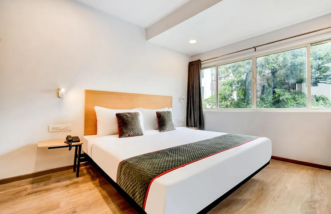 Townhouse Century Hotel-1
